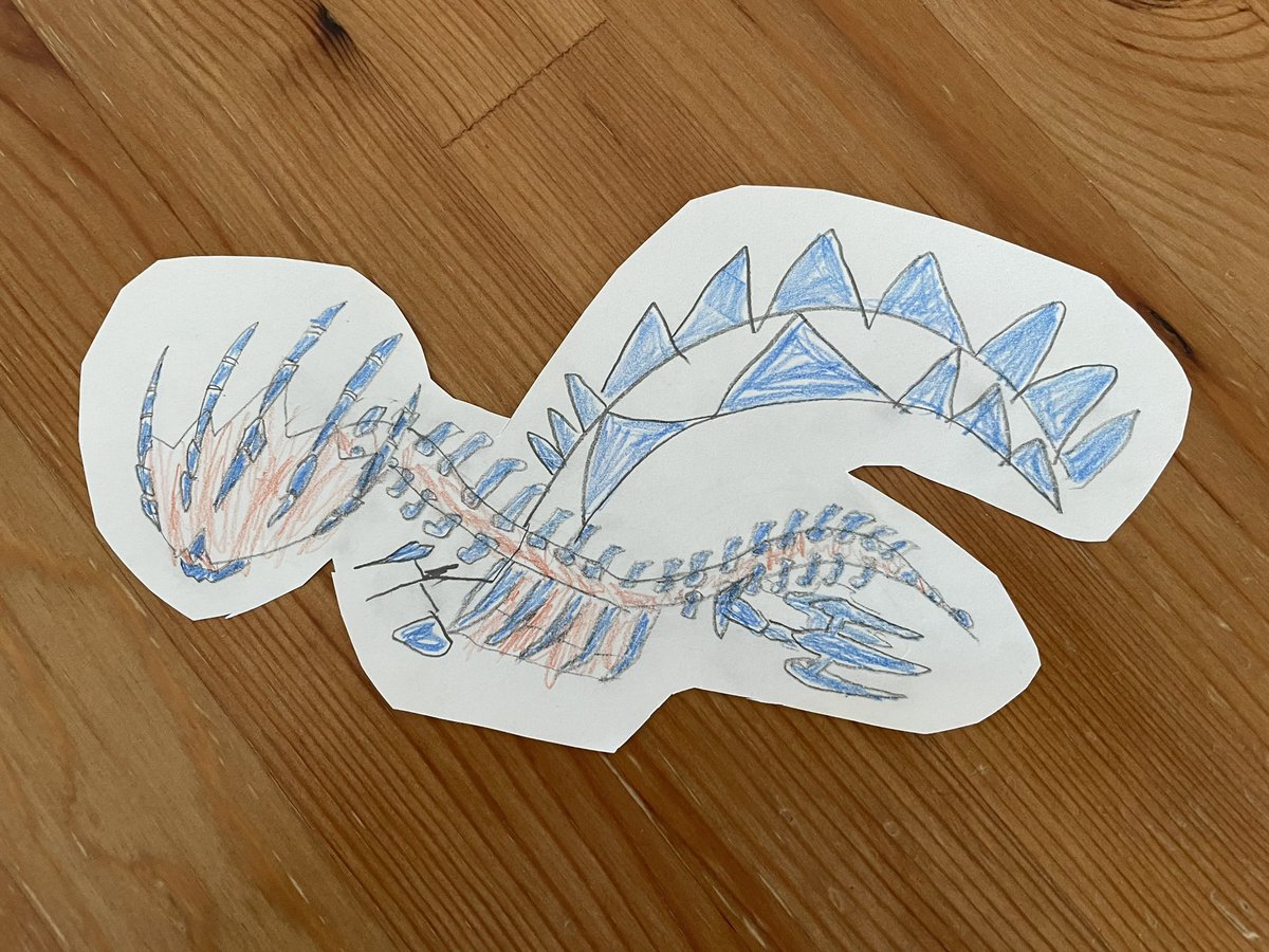 ymsnPoke's tweet photo. こどもと妻が私の好きなポケモンをびっくり工作してくれました！ムゲンダイナ難しいのにすごくない？！ https://t.co/B4eY8jMyi8