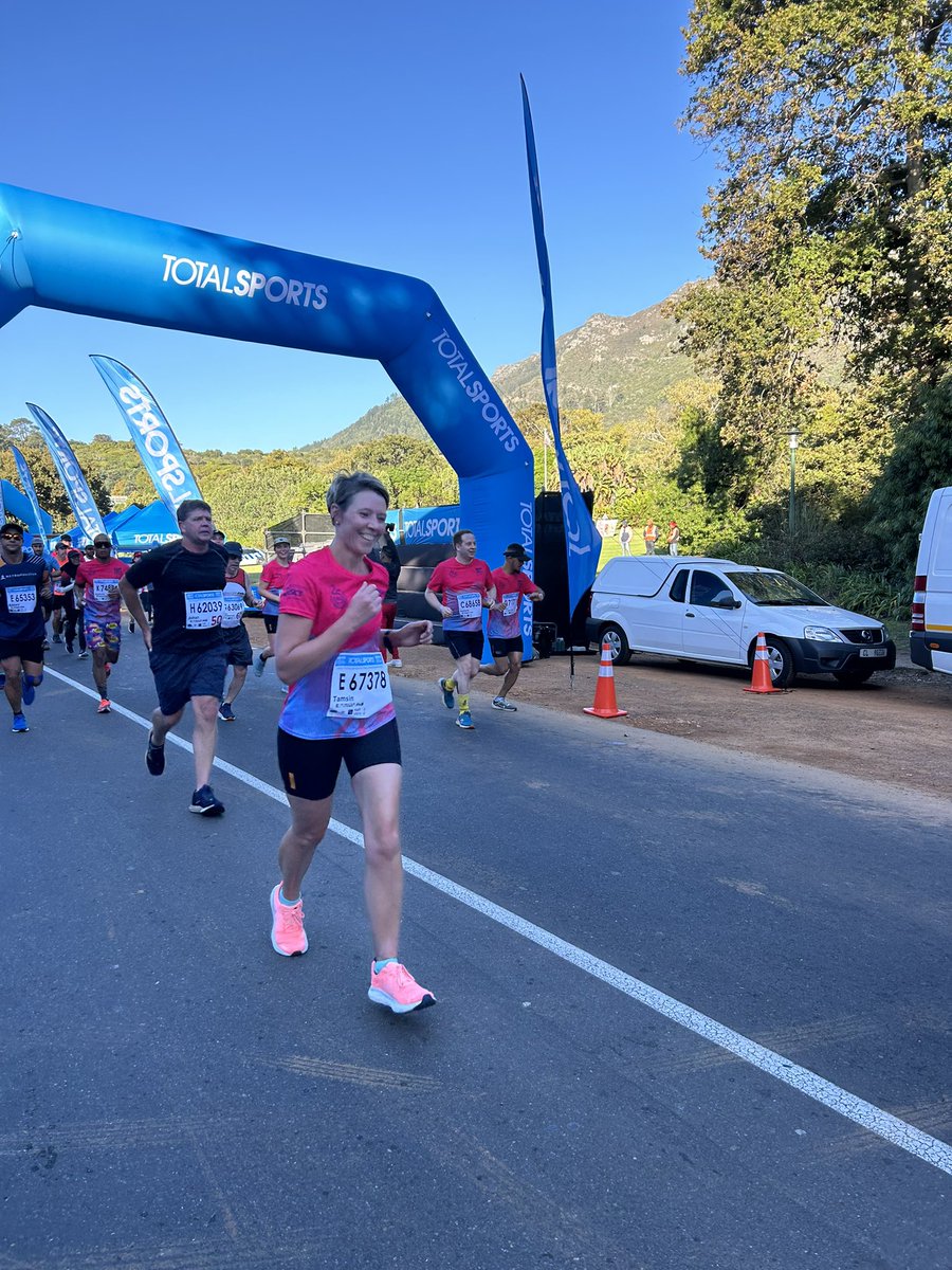 Coming in hot for the last stretch to the finish line at the @2OceansMarathon Half Marathon

#TTOM2024 #HomeofRunning