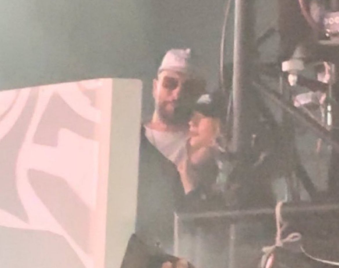viasrto's tweet photo. tayvischella a very long but necessary thread 😁🧵

(there might be repeating clips idk😭) https://t.co/VVX3EIFN32