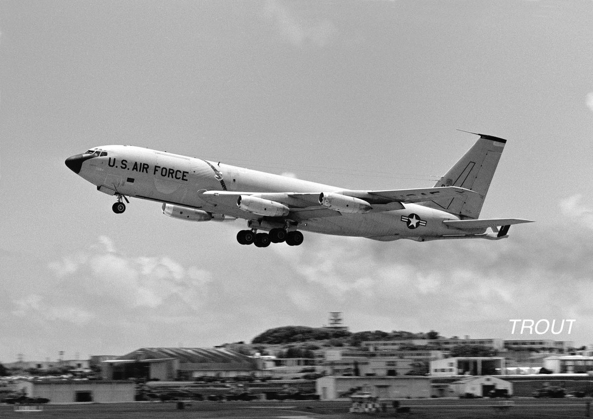 #KC135   1977年7月嘉手納基地
KC-135A 91467  376SW
KC-135Q  80084  100ARW