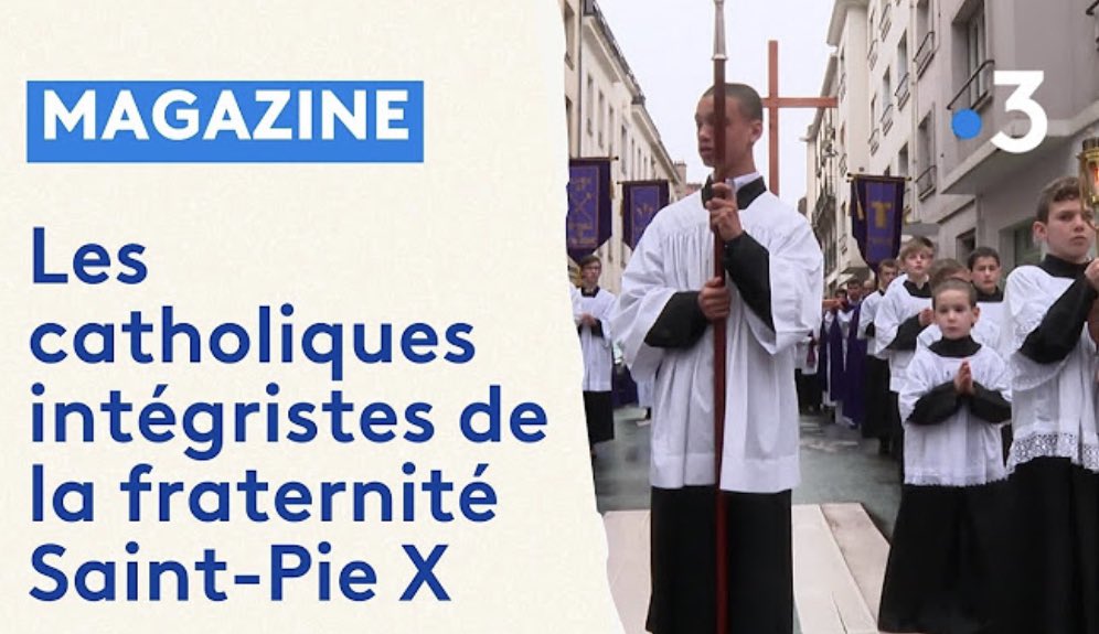 Enquête sur la
 #fsspx de <a href="/F3PaysdelaLoire/">France 3 Pays de la Loire</a> 

Témoignage d’Anna,scolarisée dans leur école: elle lance l’alerte

« On avait ds manuels de sciences, il y avait ds pages découpées. C’était au chapitre qui traitait de la sexualité »
⬇️
youtube.com/watch?v=AUZxaK…

#emprise #horscontrat⬇️