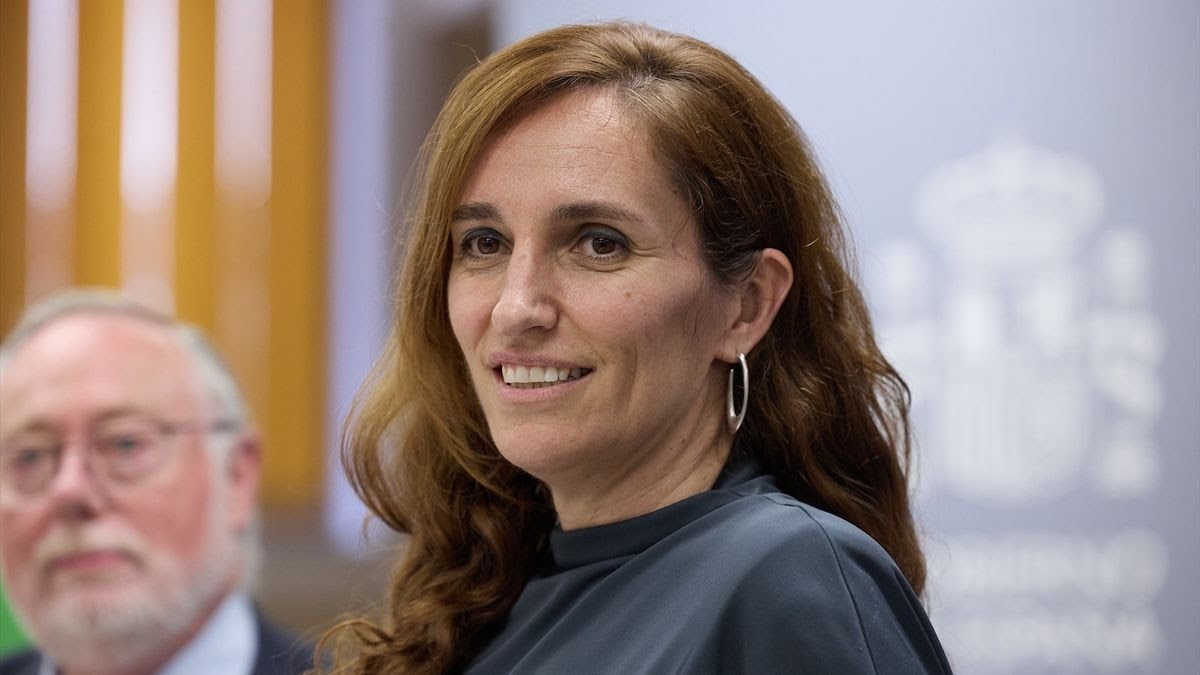 Estás a favor de prohibir fumar en las terrazas de los bares y restaurantes?

🔄 SÍ
❤️ NO

Mi respuesta es NO