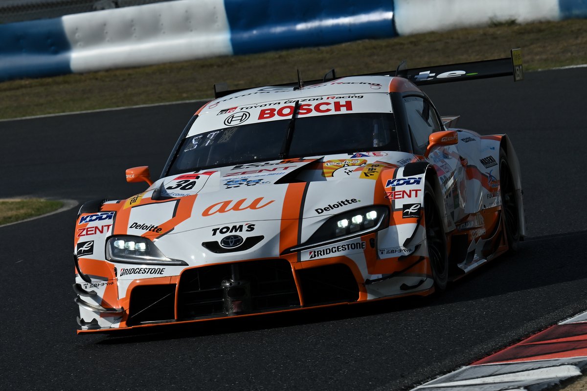 🏁🏁 History is made to start the 2024 season! @tomsracing and @RaceSho are the first team and drivers to win three consecutive GT500 races! @kentayamashitaa wins in his first race in the #36 TOM'S GR Supra! #SUPERGT #OkayamaGT