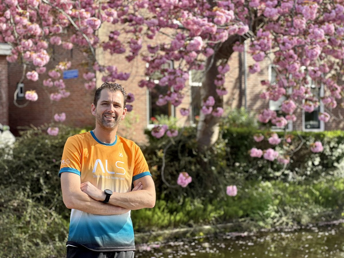 Onbeschrijfelijk dankbaar voor iedereen die <a href="/ALSnederland/">ALS Nederland</a>  &amp; mij steunen! De € 15.000,- EURO is gepasseerd! 

Over een paar uur sta ik aan de start van de <a href="/MarathonRdam/">NN Marathon Rotterdam</a>  en denk ik aan aan jullie donaties en waar ik het voor doe. 

Doneren kan tot ik de Coolsingel passeer! 🙏