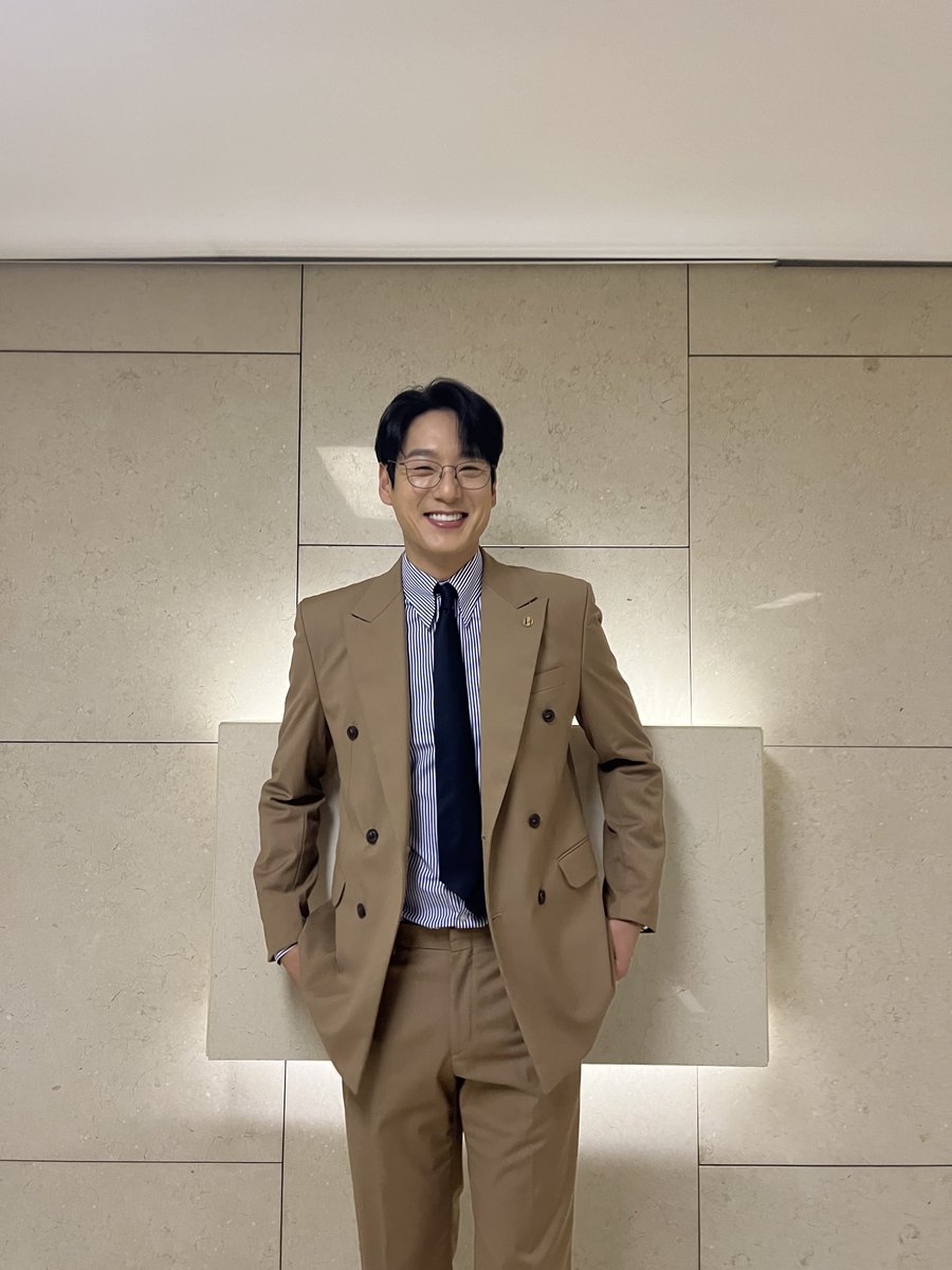 freshberry__'s tweet photo. 진승주 과몰입 방지짤 ㅠ ㅠ ㅠ ㅠ 그런데제말을들어보세요 https://t.co/LOI1GrfrWe