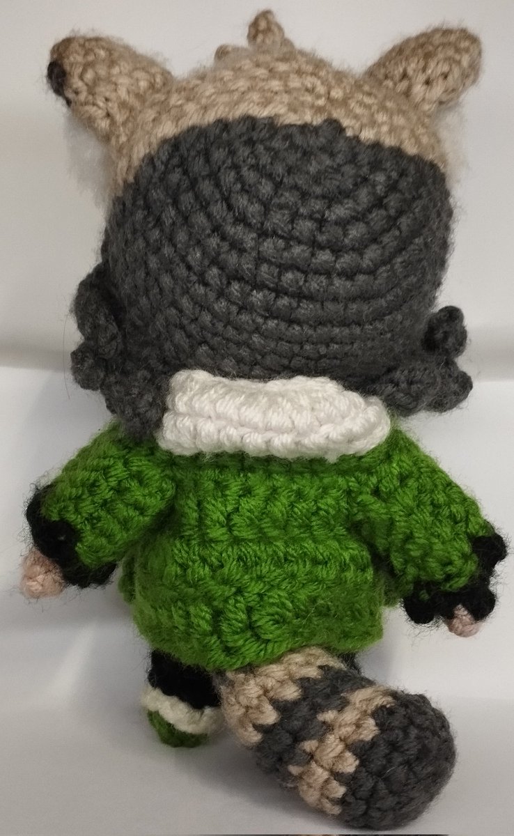 Amigurumi del mes de abril, está vez inspirado en la VT @crmanzana_v #GOMIarte #amigurumi #crochet