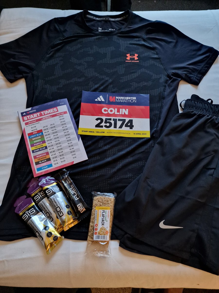 colingreen1977's tweet photo. 1st ever Marathon, let's do this! 🏃👊 #ManchesterMarathon https://t.co/aiAWhTCvgQ