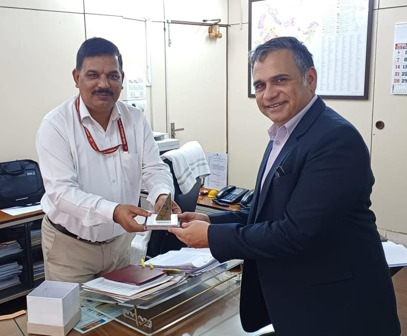 Mr. Rami Goldratt, CEO of Goldratt Group, paid a courtesy visit to CMD MECL, Shri. I D Narayan on 12.4.2024. Mr. Rami engaged in interactions with the MECL CIC team, fostering collaboration & implementation new initiatives in MECL.#NewInitiative#CIC#TOC#Mr.RamiGoldratt#MECL#MoM