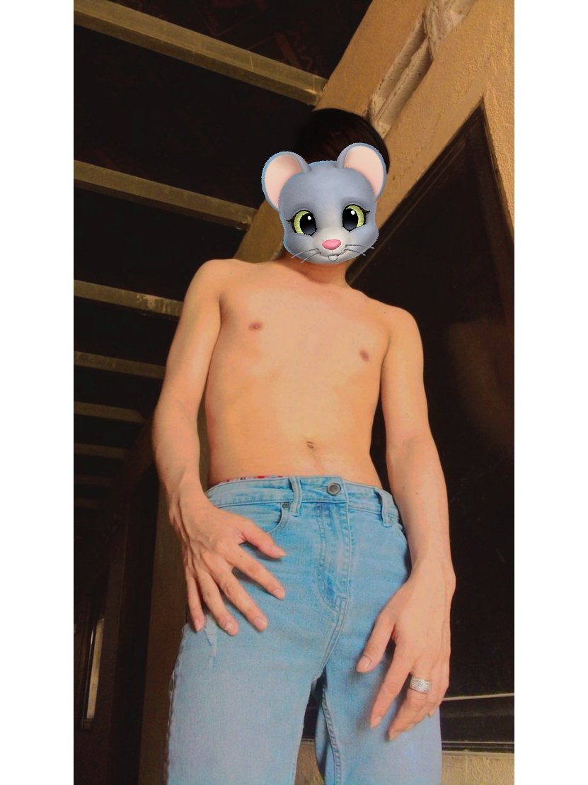 Bro-Ly😊 ចង់ចុយអាចតថ្លៃបាន$$$( I'm bottom 🌈) tweet media