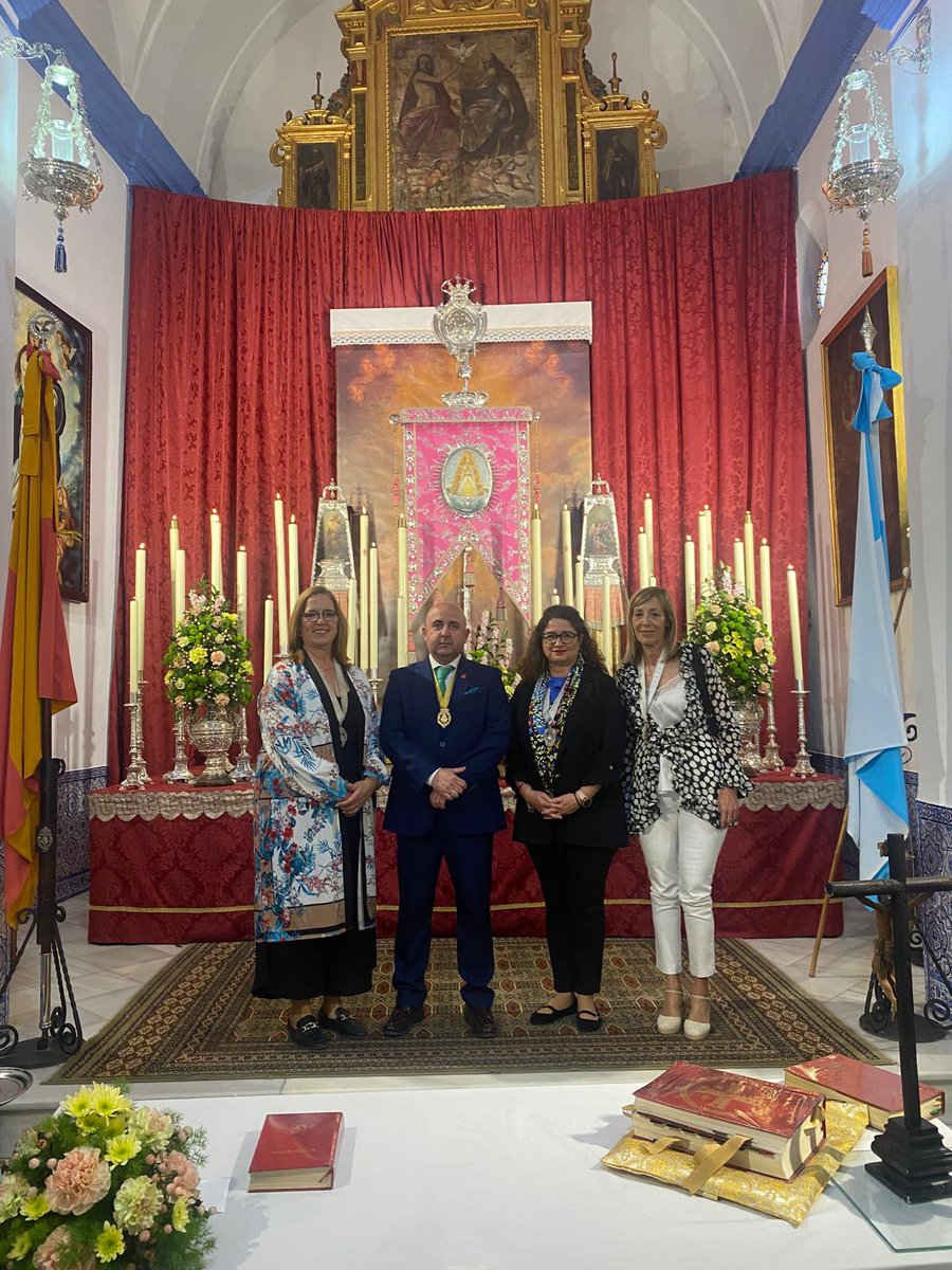 🔵⚪ REPRESENTACIONES. En el día de hoy, nuestro Hermano Mayor y Junta de Gobierno hemos acompañado a nuestras queridas @HdadRocioDosHna y Hermandad de Nuestra Señora del Rocío de Palomares del Río sus Funciones Principales de Instituto. Enhorabuena Herman@s.