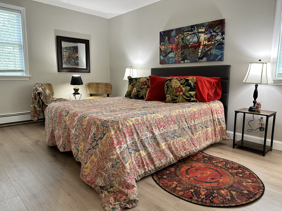 CapeCodStar1's tweet photo. See our virtual tour for our new listing; don't miss your chance to own this beauty! https://t.co/zOJi5E3dTg https://t.co/1B7vgdBzus
