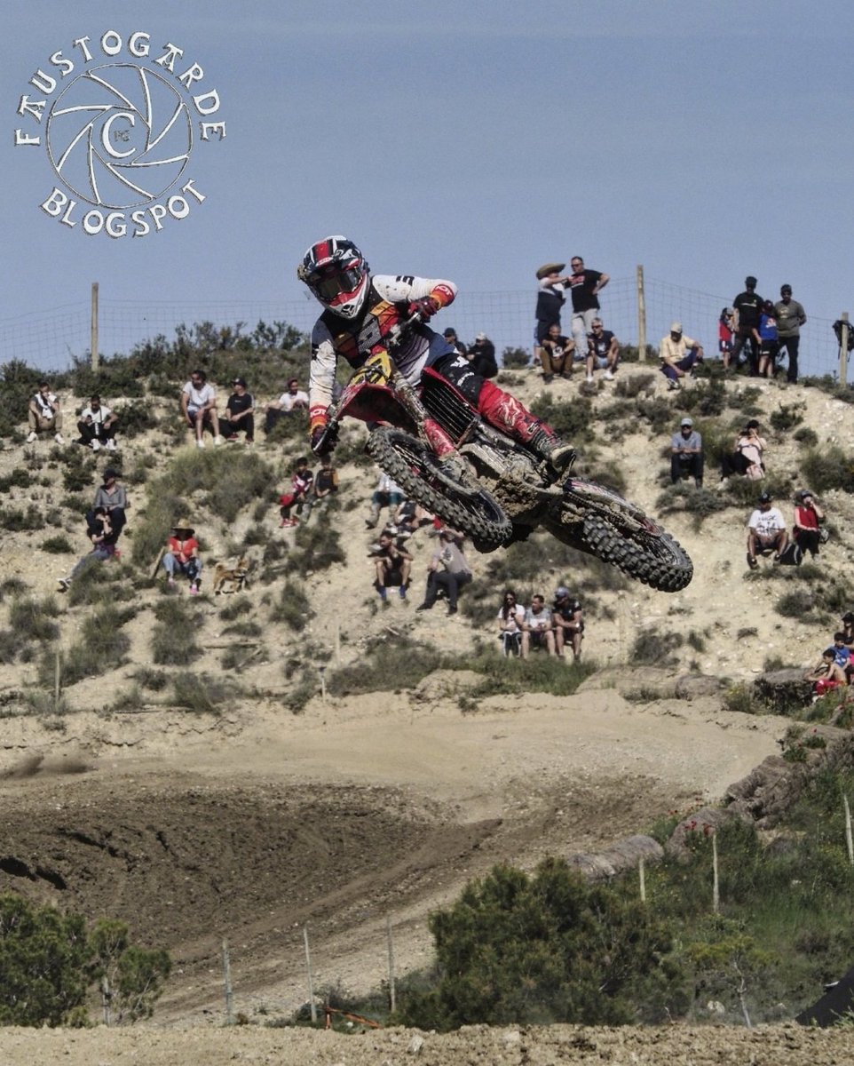 faustogardeblog's tweet photo. Buenos saltos
MX Falces
@motoclub_falces

#falces #vedadillo

#motocros #motocross #motos #enduro #ktm #yamaha #motorcycle #kawasaki #suzuki #gasgas #carrera #honda #falces #vedadillo #campeonato #salto #navarra #aragon #larioja #paisvasco #euskadi #euskalherria #mx #circuito https://t.co/QXNXkP2uU8