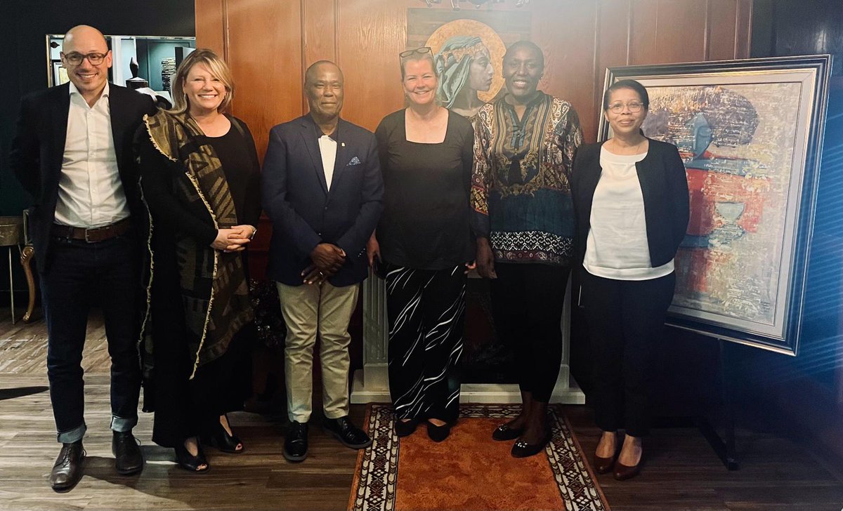 <a href="/UNHCREthiopia/">UNHCR Ethiopia</a> was pleased to host a dinner for  <a href="/KellyTClements/">Kelly T. Clements</a> who just transited through after visiting 🇸🇸. It was an opportunity to brief on the ongoing efforts to strengthen protection and solutions for those #forcedtoflee in Ethiopia 🇪🇹