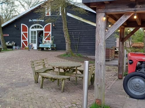 Lekkere pannenkoekenlunch bij De Wildenborg dlvr.it/T5TvCv