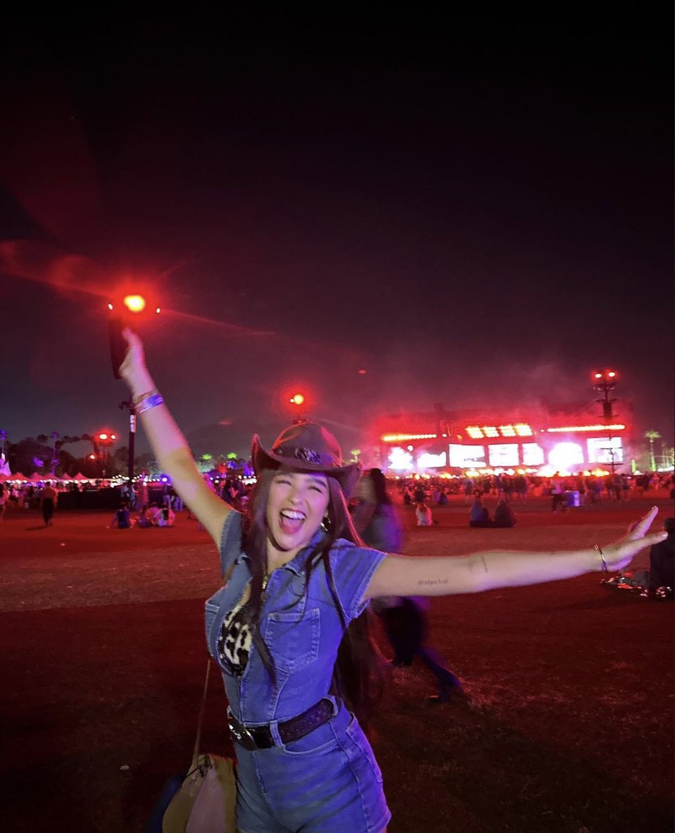 ddrewies's tweet photo. andrea brillantes coachella 2024

#Coachella https://t.co/k1p5s5lu0T