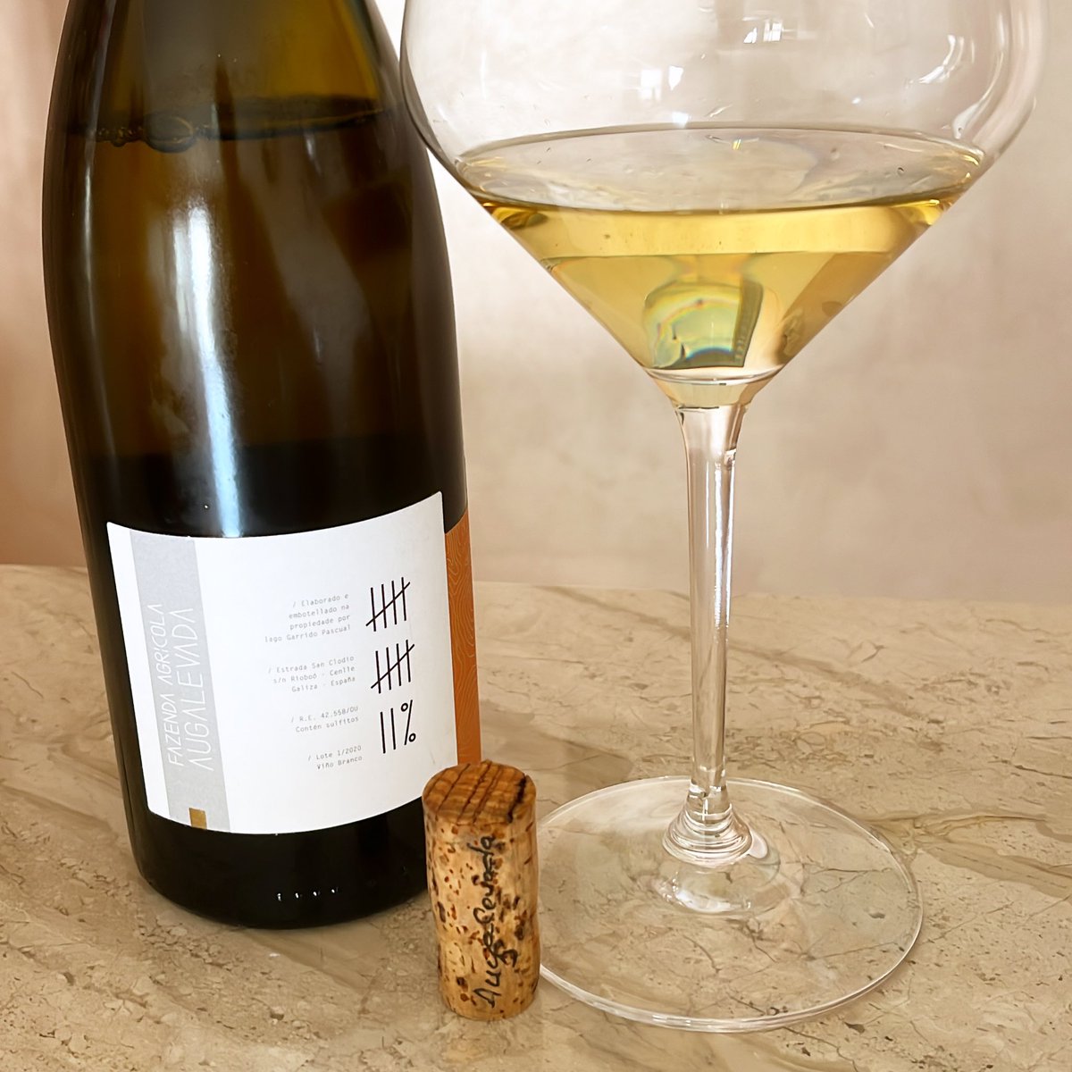 Hoy toca disfrutar del #vino Mercenario parcela o balado 2020 #wine #winelovers