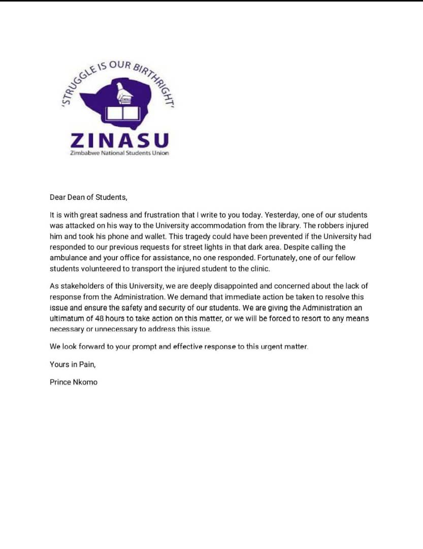 Zinasuzim's tweet image. 🚨ALERT: GZU STUDENTS TAKE TO THE STREETS

Yesterday, a student was assaulted, injured, &amp;amp; robbed on campus. Shockingly, the institution failed to provide security or arrange for an ambulance. Today, we demonstrate to demand answers. Student safety should be our priority! #Amandla