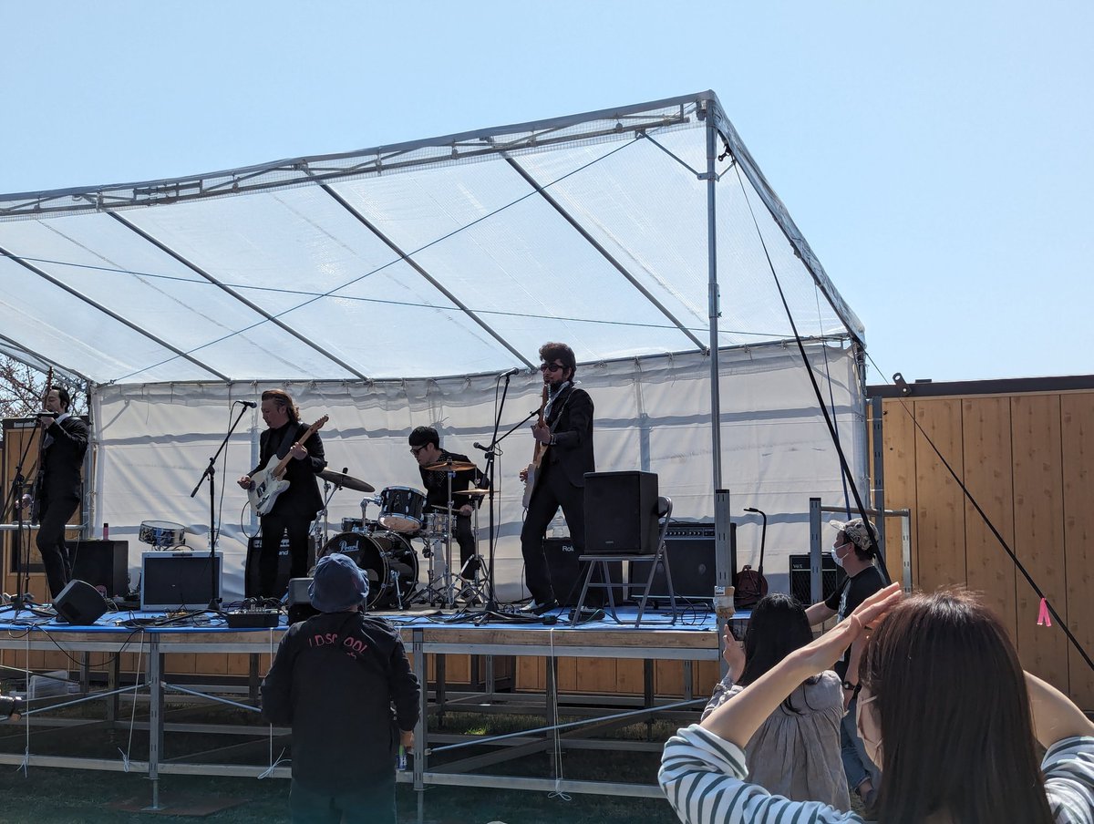 ha0yek3gbhlMYpE's tweet photo. 天気最高すぎたくらいの☀!!
写真無い方々🙏暑すぎて日陰に避難したりで😅盛り上がり最高でした
👍👏👌👍👏👌👍👏👌👏

#YRock #さくらLIVE #黒石市東公園 https://t.co/ZqxypViuiq