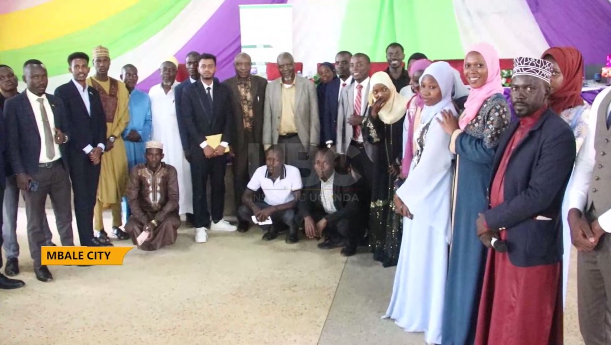 The new Islamic university in Uganda (IUIU) guild leadership has been sworn in with a call to uphold values and norms of the institution.
Link: youtu.be/miqSfyIlBWs
#UBCNews | #UBCUpdates