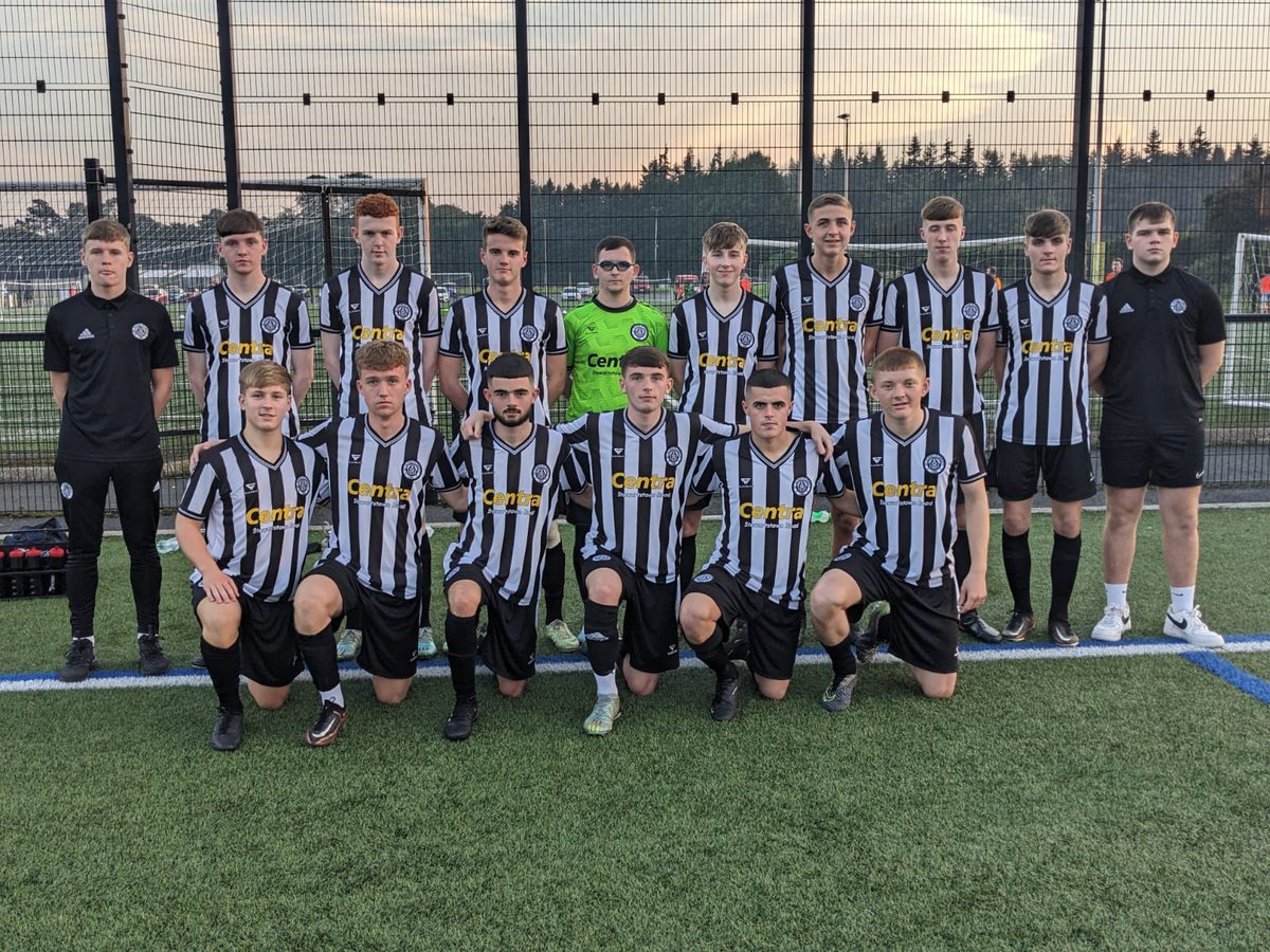 Our U18 back to back National League champions 😍 Title secured Friday night, 9 of the lads featured for the seniors on Saturday afternoon 5 of which in the first team. League Cup final to come 👏🏻👏🏻👏🏻 JMBAWA⚫️⚪️⚽️