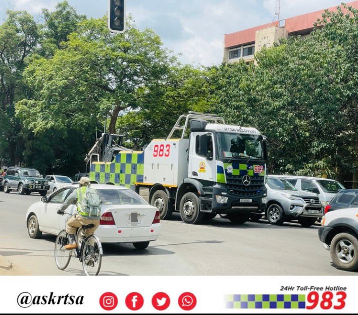 'Cyclists Be Seen”

Safety first! Be visible, follow traffic rules, cycle on the right side, wear protective gear and reflective clothes, and show courtesy to fellow road users. 
#CyclingSafety
#ShareTheRoad
#BeRoadSmart
#LifeisPrecious