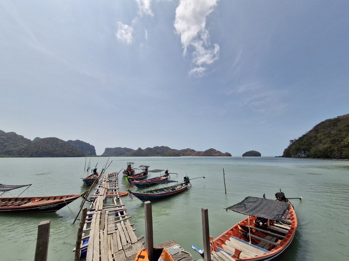 noar9465's tweet photo. สะพานไม้ อ่าวเตล็ด เป็นท่าเรือของชุมชนที่มีความสวยงาม เป็นอ่าวขนาดเล็ก ใช้จอดเรือครับ ใครไม่เคยไป ต้องลองครับ
#สะพานไม่อ่าวเตล็ด #ที่เที่ยว #เที่ยวสงกราน #ท่าเรือ https://t.co/2ZuqVf4h6a