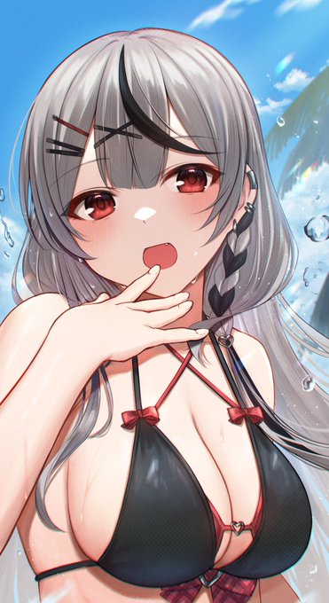 #気温が高いので気が早いが水着絵が見たい 