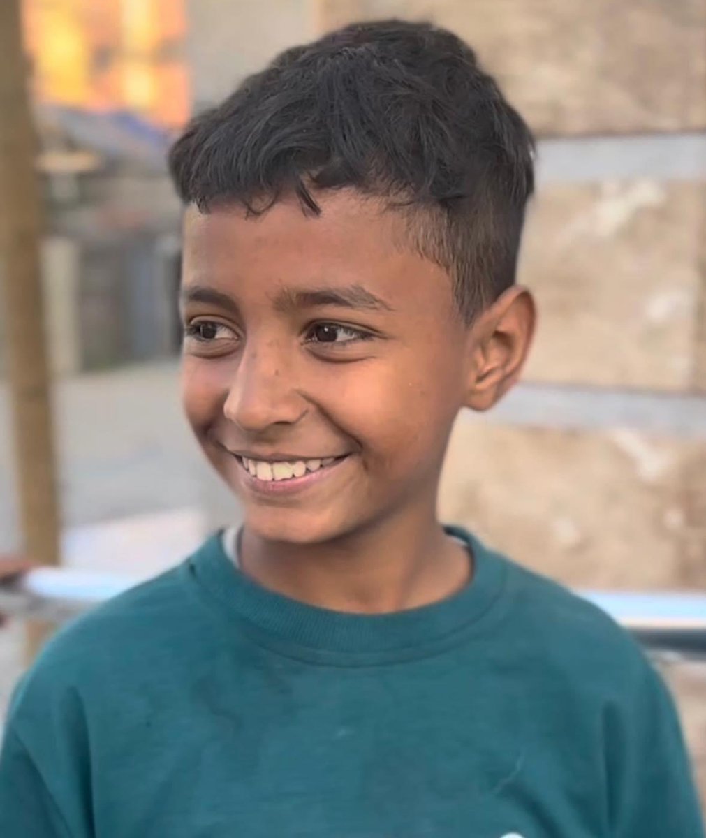 The Palestinian child Zain Orouk survived the bombing of his family’s home in Gaza by Israeli warplanes, but was killed this morning when an airdropped aid box fell on him.