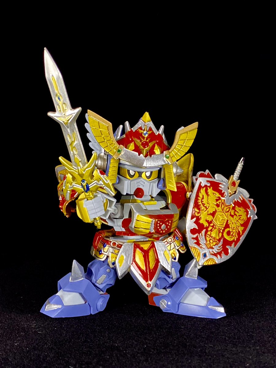 DEEP_BORI's tweet photo. ①集え！円卓の騎士達よ！！
②キングガンダム2世
③999

#SDガンプラコンテスト https://t.co/0vF2NhXjhH