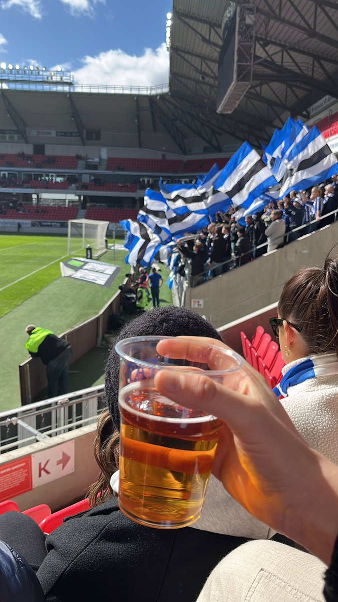 Framåt blåvitt