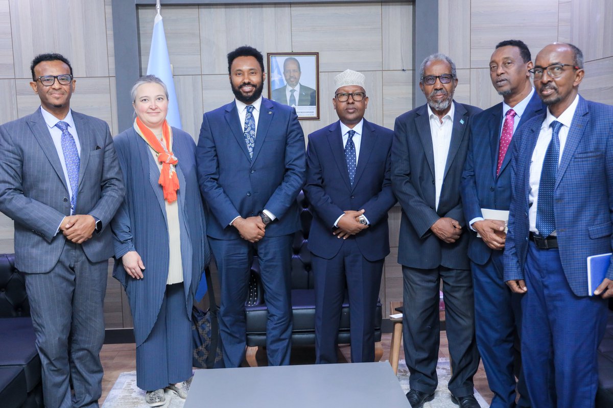FM Amb. Ahmed Moallim Fiqi received on Sunday in his office, the Special Envoy on Peace Mediation in the Horn of Africa at the #Finnish Ministry of Foreign Affairs, Suldaan Said Ahmed, and discussed with him the strengthening of bilateral relations.
🔗➡t.me/MofaSomalia/22…