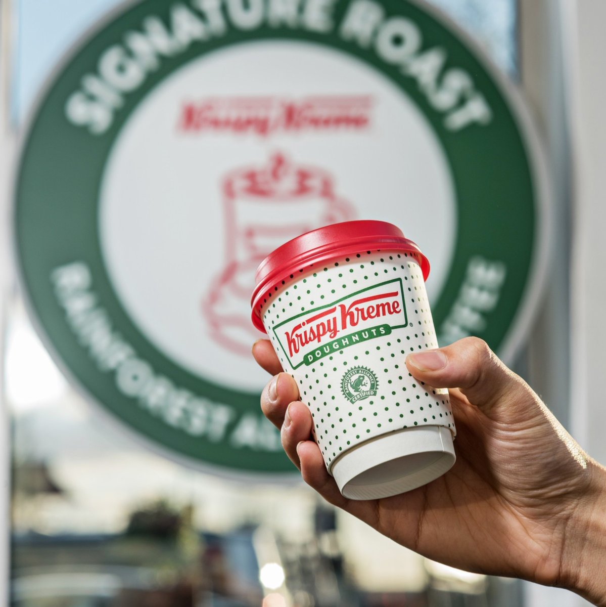 Got those pre-Monday blues at the thought of work again tomorrow? Well here's something to look forward to! ☕️ Grab a coffee & Original Glazed doughnut from @krispykremeuk for only £3 when you scan your Rewards card! 🙌 You are welcome! 🍩 #KrispyKreme #CoffeeAndDoughnut