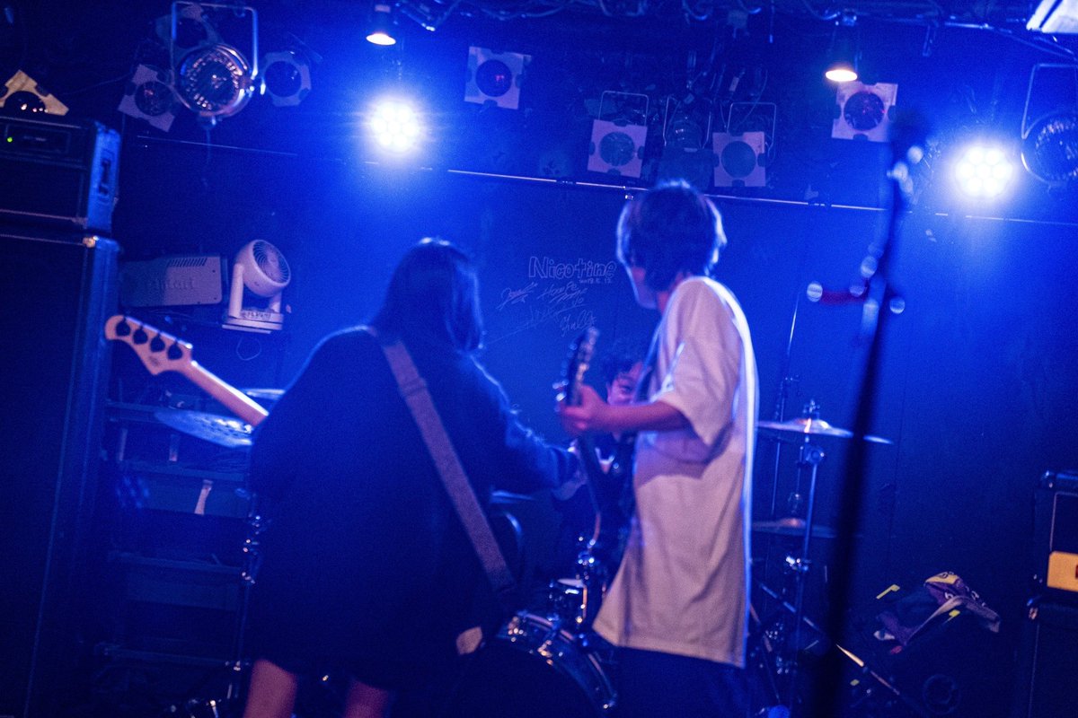 SWC__official's tweet photo. 《❤️‍🔥 photo Time ① 💭》

2024.03.11   心斎橋AtlantiQs
「最後の春、風は彩る。」

photo by📸  @n2my_p https://t.co/3gOPyWfx1b