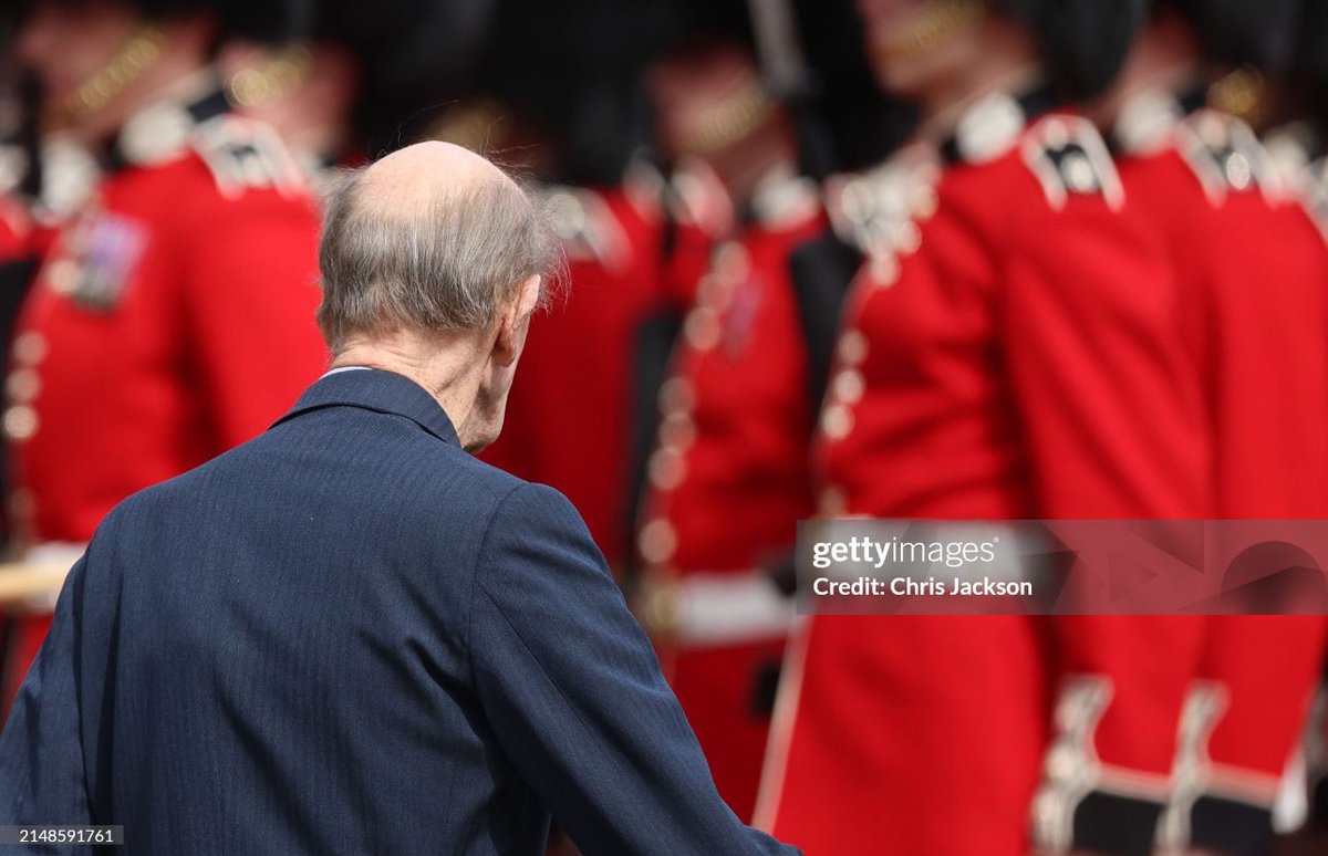 No doubt an emotional day for The Duke of Kent as he makes his final appearance as Colonel of the @Rbx_ScotsGuards After 50 years he will hand the title to The Duke of Edinburgh