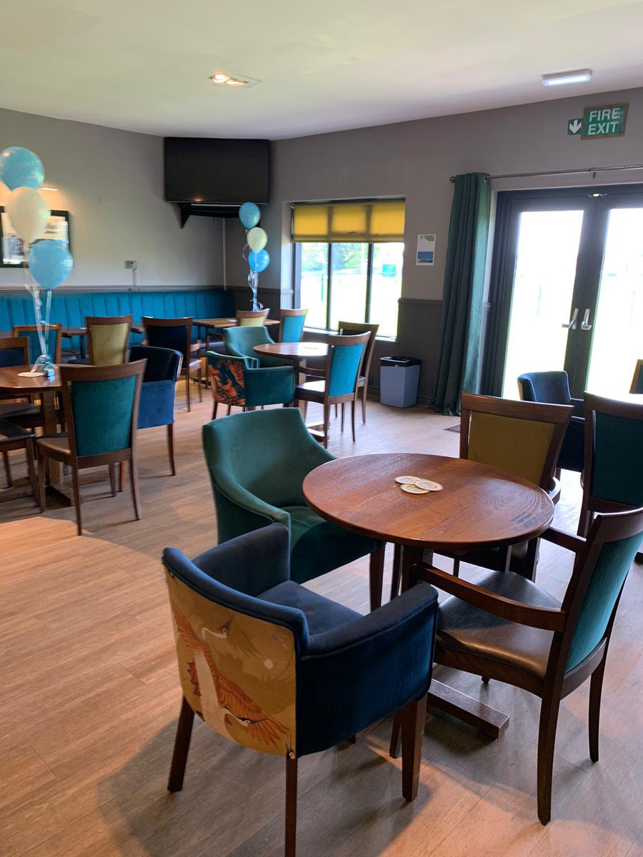FUNCTION ROOM HIRE 🚨 

Maghull FC - Centenary Bar

Available for private functions &amp; other hire. Capacity 85 people, kitchen, free parking &amp; easy access. 

For enquiries or to make a booking please contact:

☎️ Carol Pearse 07947 101 798
