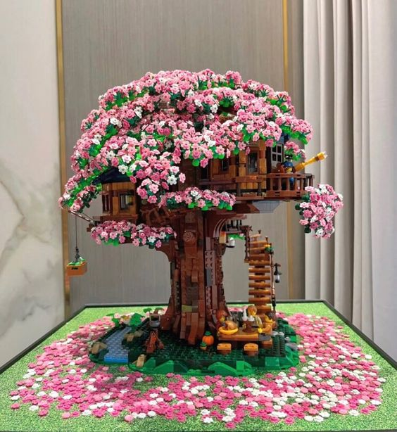 prettiestavenue's tweet photo. cherry blossom lego tree house https://t.co/LAT7QYz23Z