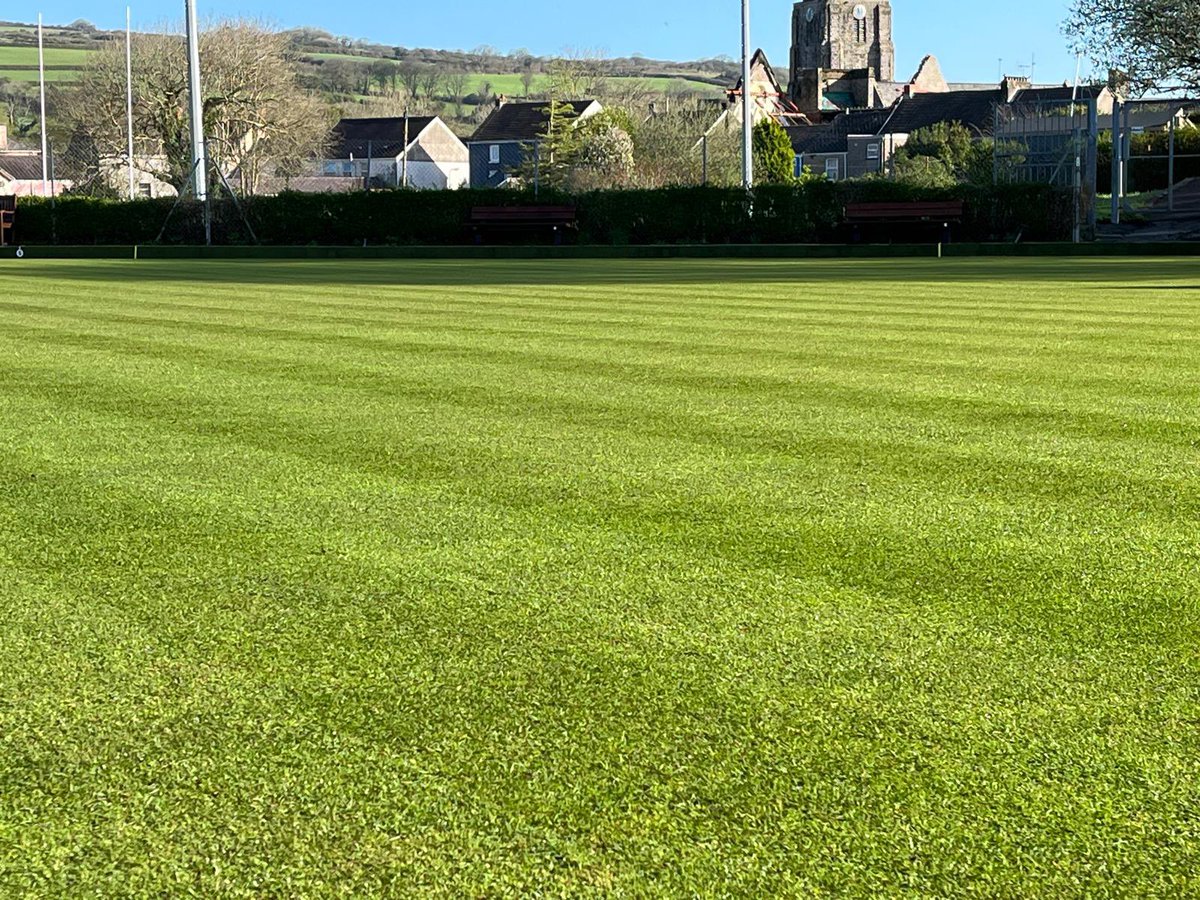 Green looking in great shape considering the little bit of rain we’ve been receiving 👀Nevertheless we kick off 2024 Season @ 2pm this Saturday 20th April at Vicarage Lane when we face Llanelli for the Annual Alan Evans Trophy. Croeso i bawb🐈‍⬛🐈‍⬛😎