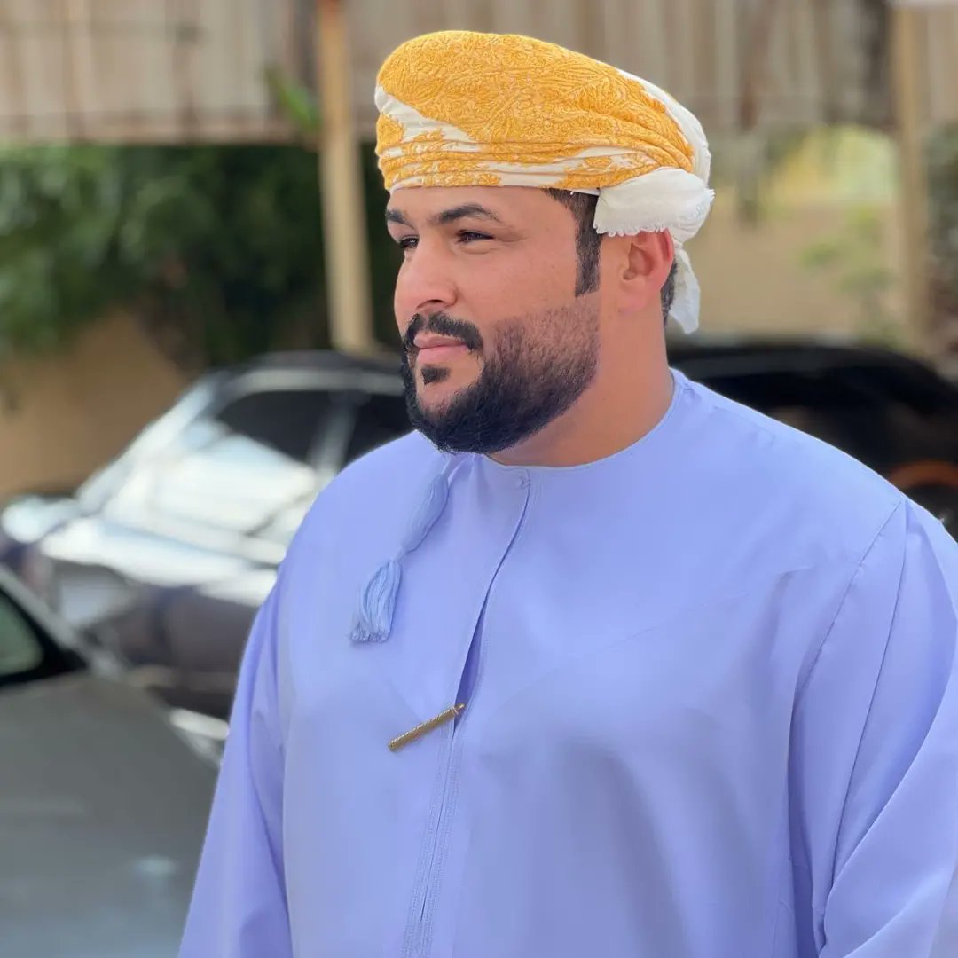 ClLBA3's tweet photo. *وفي ختـام العيد* 
             *نقول لكم​* 
✍🏻.. إن شاء الله تعـود الأماني 
وتدور الأيام بيننا 
ونحن أحبة في الله 
لا يعكر صفونا عواصف الأيام وتقلباتها.. 
أو غبار السنين وتراكماتها.. 
ونـرجـع نعـايـد بعضنا 
سنيـن عديدة ٠٠ وأعوام مديدة 
وأنتم في أتم الصحة والعافية https://t.co/bfxVMWMC4g
