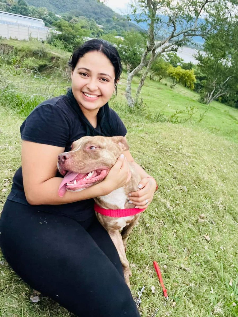 🚨 La capturaron por llamada anónima. Se sospecha que la denunciaron por venganza por no hacerle caso a un pretendiente.

✍️💬 "Mi amiga, Yenifer Abigail Avalos Estrada, fue capturada arbitrariamente el 21 de febrero del 2024 a las 8:30 de la mañana, por una denuncia anónima al