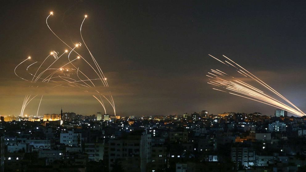 Comment Israël se défend contre les attaques aériennes: Le Dôme de fer. Thread 👇🏾