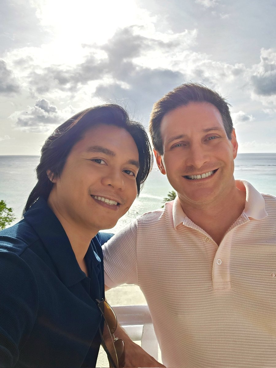 RodenCLongcop's tweet photo. I'll miss you so much, my love! See you in Washington DC in a few months, and have a safe flight to mainland U.S.! 😘❤️

I'm flying back to the Philippines na!! https://t.co/4tKPAXP7C9