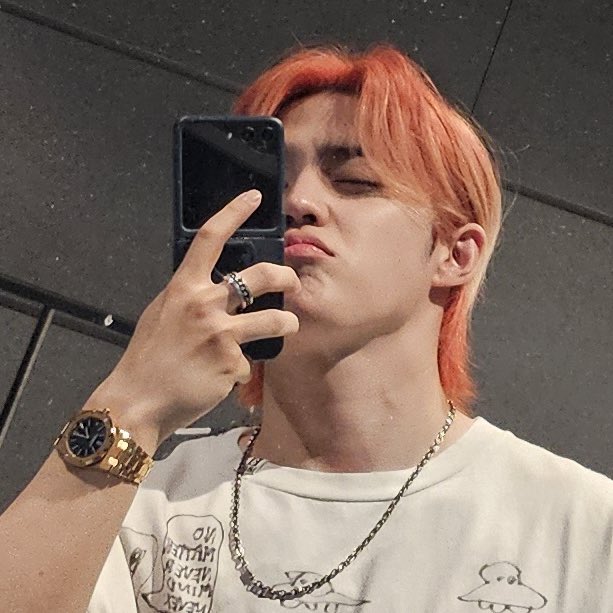 sounds_of_cheol's tweet photo. 🥹🧡 https://t.co/snABuBPfBH