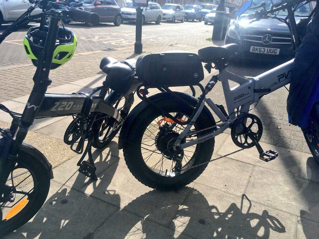 DimensteinJayne's tweet photo. Electric bike ride around Walton and Frinton with nanny and grandad ♥ https://t.co/KDQOKotDRf