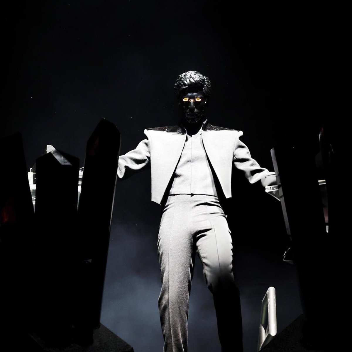 gesaffelslut's tweet photo. this is what happens when u look directly into gesaffelstein’s eyes https://t.co/22oXTSTRF4