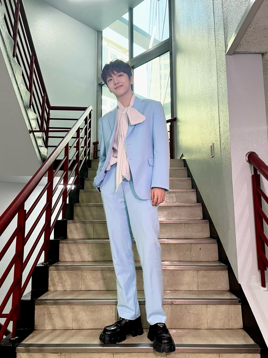 BOYNEXTDOOR_KOZ's tweet photo. 240414 인기가요🚪📸

#BOYNEXTDOOR #보이넥스트도어 #BND
#운학 #WOONHAK
#아기MC #BOYNOW https://t.co/HtyK3dFeYg