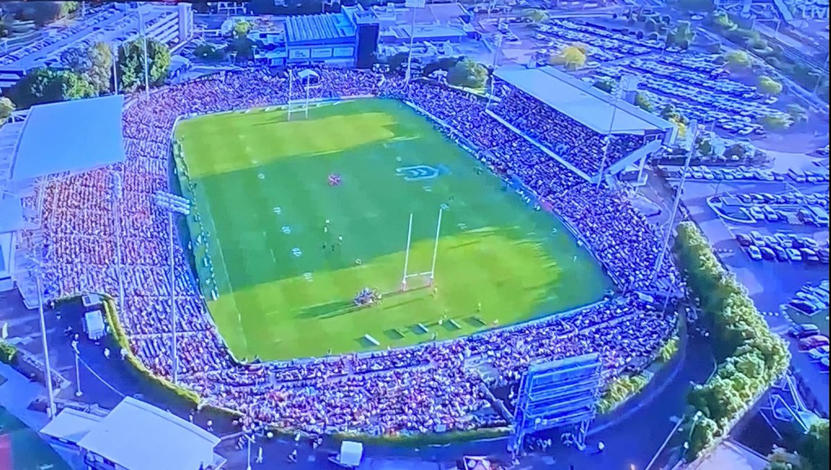 GregAFC's tweet image. Do you reckon rugby bosses sit at home on a Sunday eve watching NRL - the 4th straight day/night of games (as per) - after just 4 union games over weekend. And see scenes like this, &amp;amp; ponder… ‘where did we fuck it all up?’ This use to be an NPC crowd.. a comp that is now dead.
