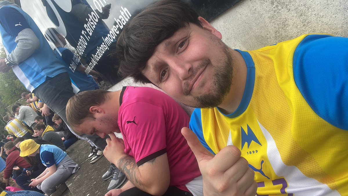 A photo that epitomised yesterday; one of us trying to keep bizarrely positive and one of us checking the latest scores and updated league tables. Yikes! #tufc