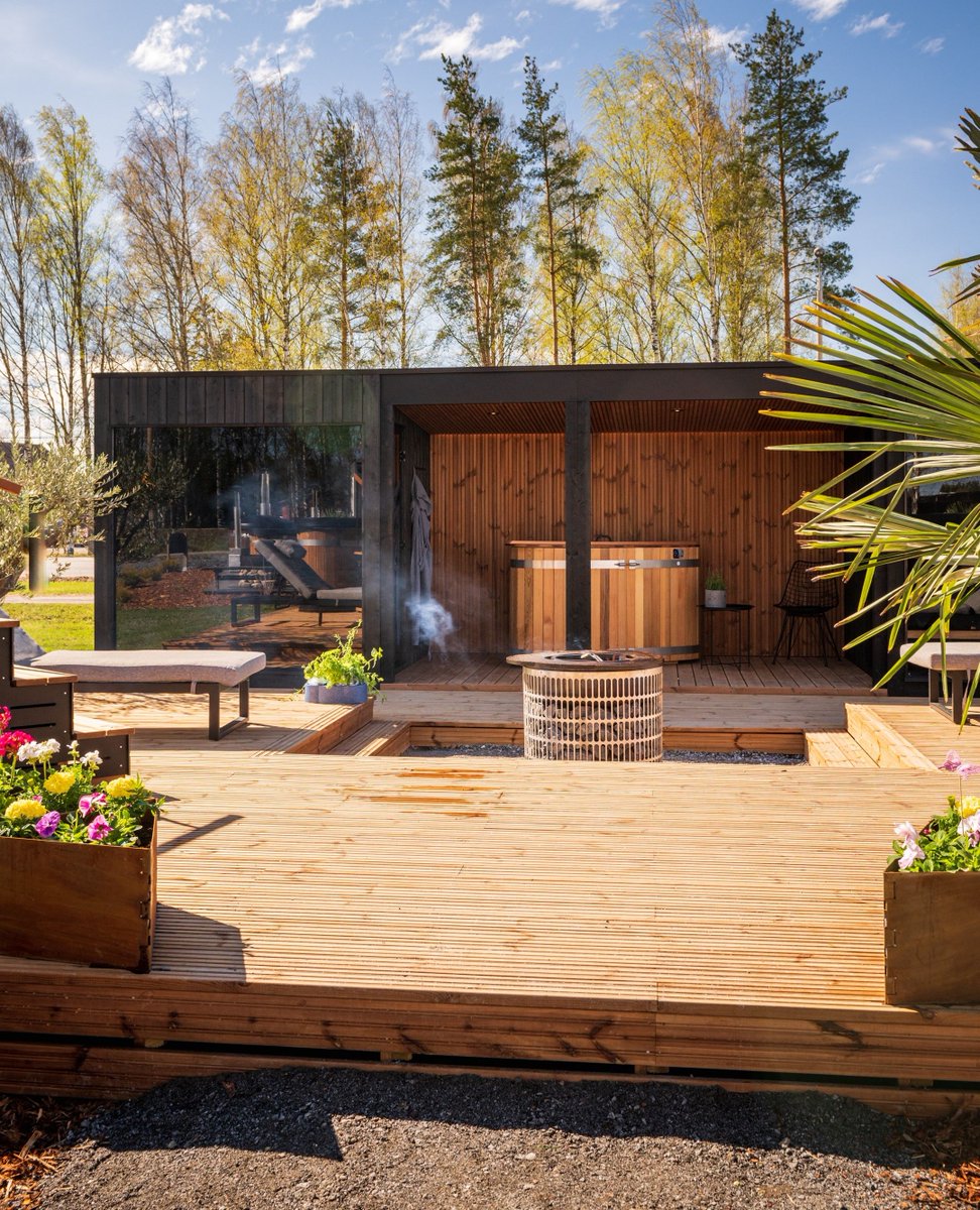 How would you build your personal outdoor wellness haven with our Kirami Annex range? Let our team help.

kiramiuk.com/locate/visit-a…

#WhyKirami #TryKirami #KiramiUK #WoodFiredWellness #HotTubs #Saunas