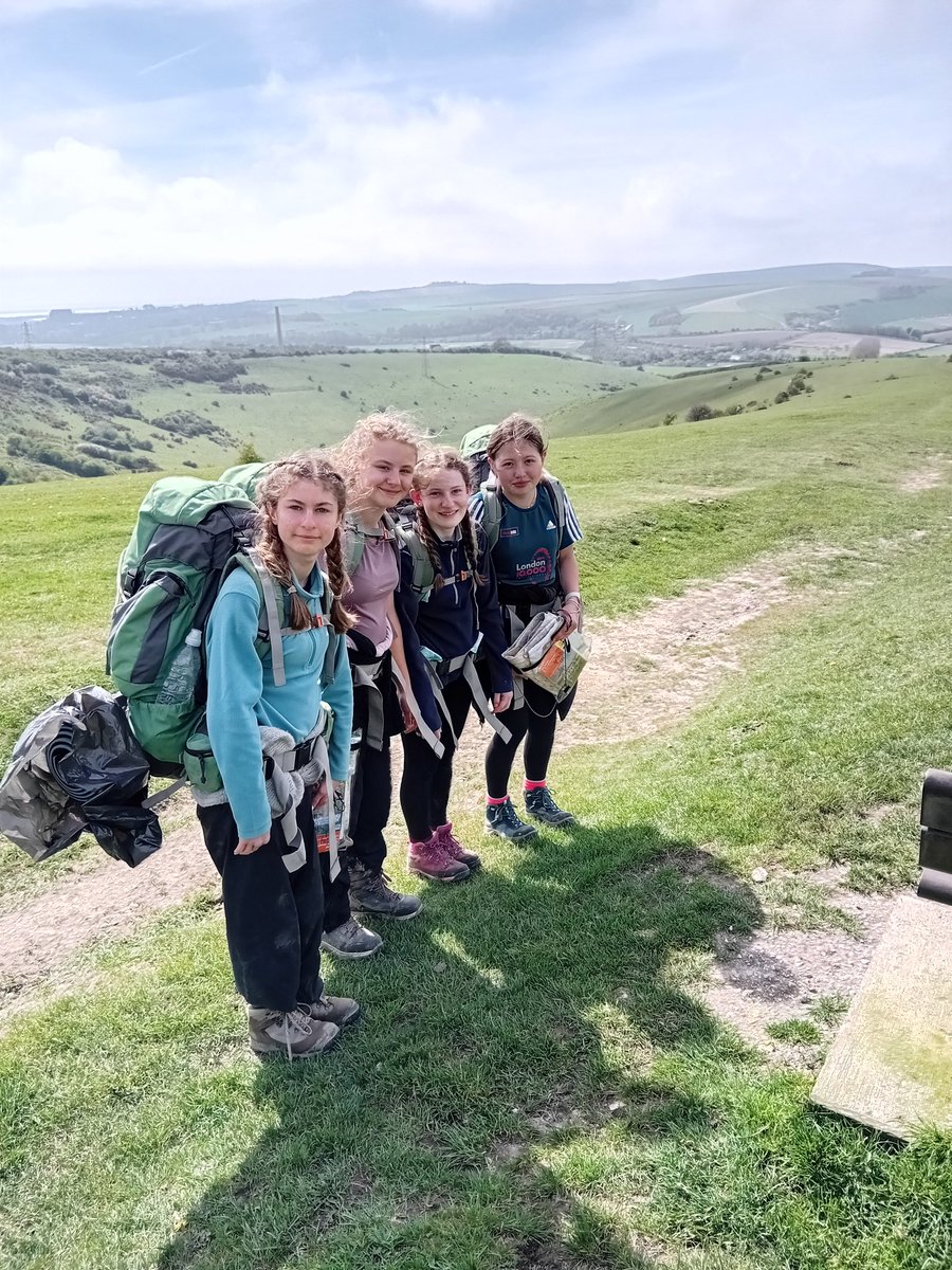 All going well with the silver #DofE expedition groups - these are from yesterday on the top of the Downs. This morning, all groups are up and already on their way to the finish point! @RicardsTweets @uhswimbledon