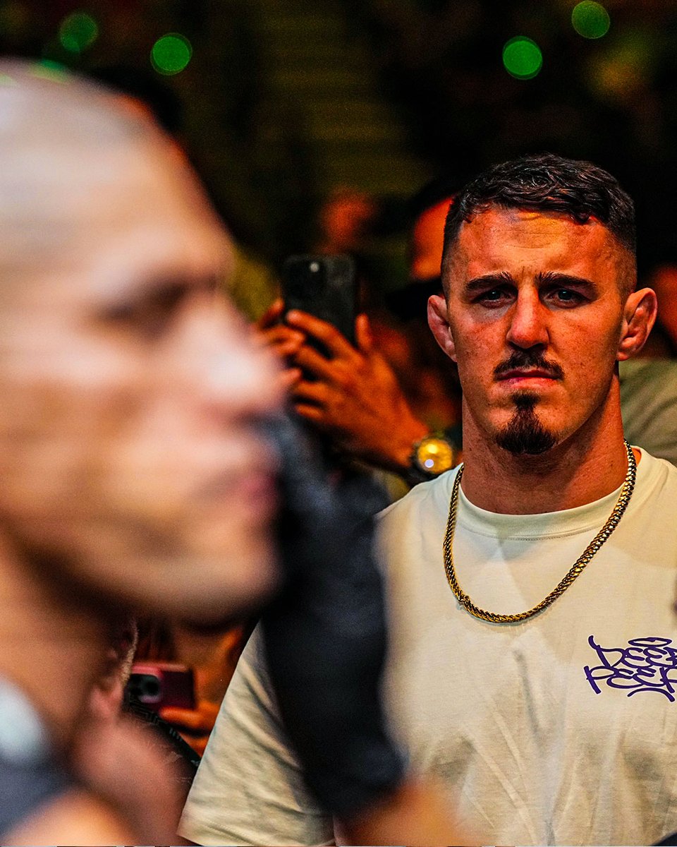 WHAT. A. PIC 🥶

#UFC300